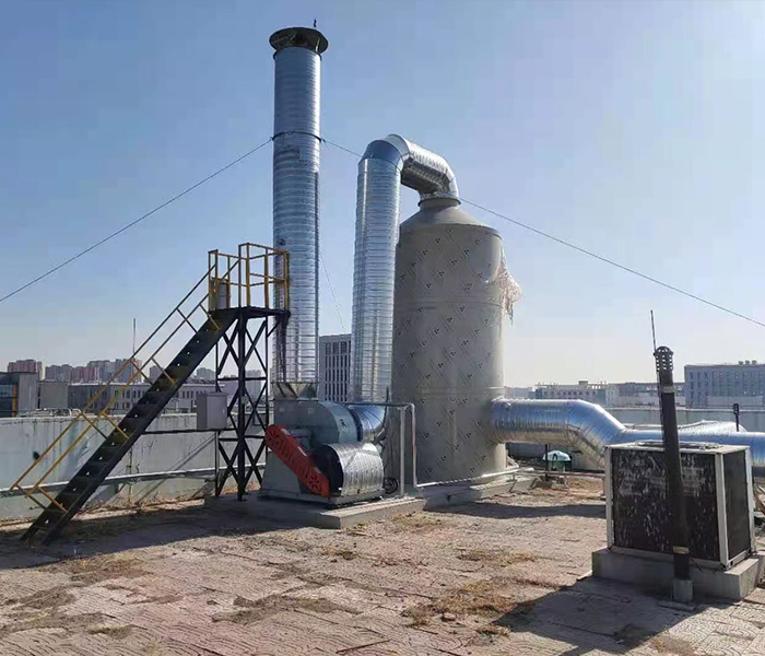 噴淋塔施工現(xiàn)場(圖5) 噴淋塔施工現(xiàn)場(圖5)